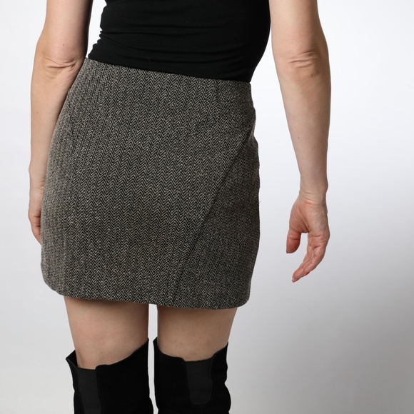 Brown/Gray mini skirt by Express size XS - Picture 2 of 4